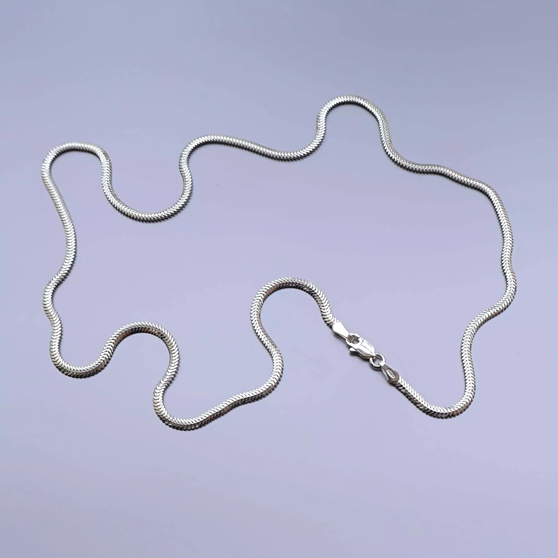 Thin Men's Scale Chain in 925 Silver