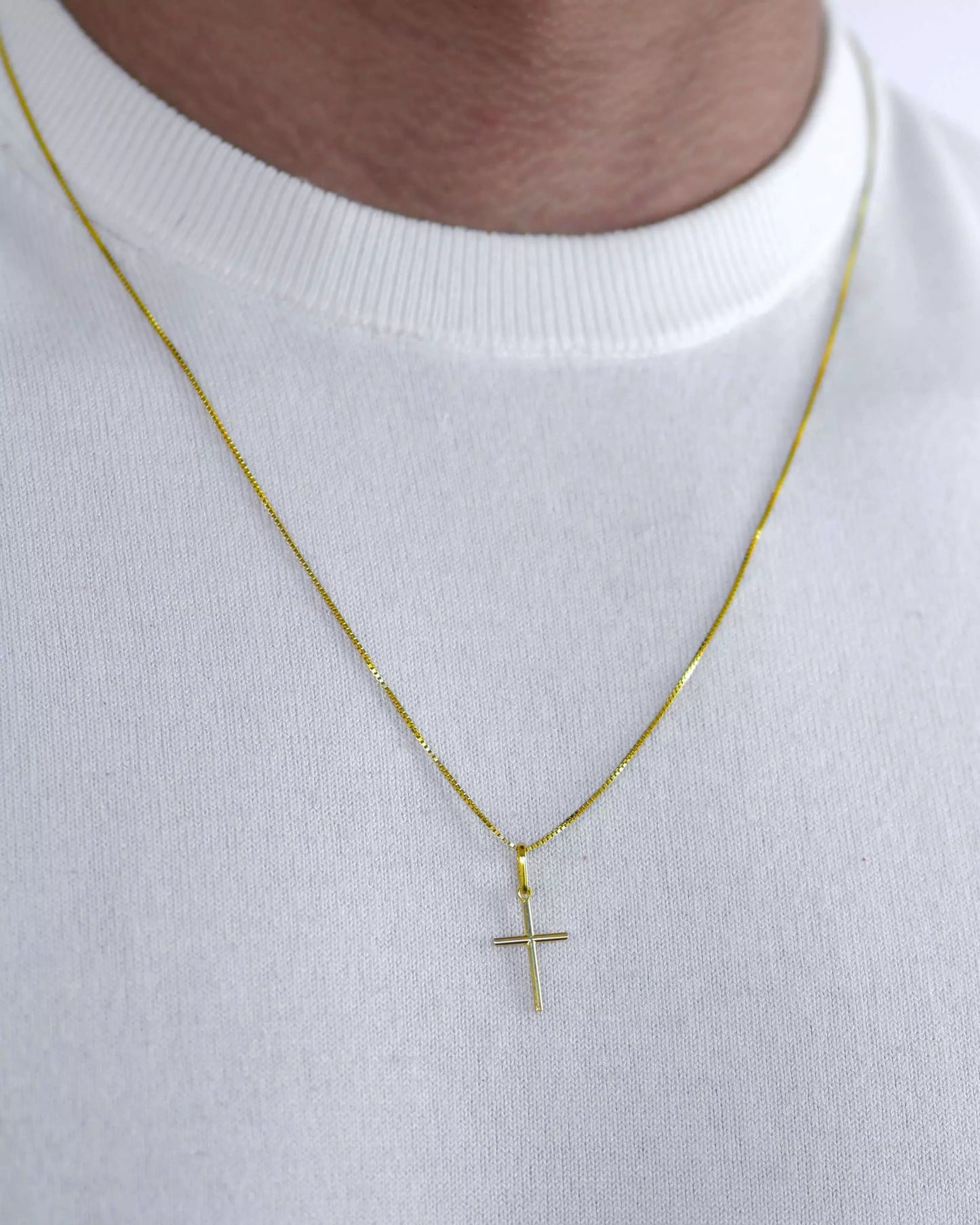 Medium 925 Silver Cross Necklace – 18k Gold Plated